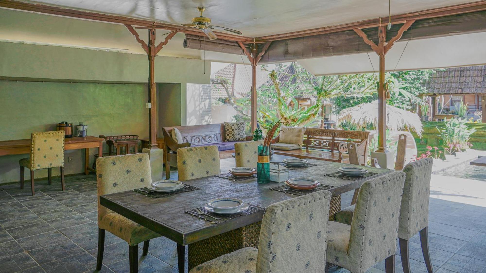 Hotel Lokasari Retreat à Ubud Extérieur photo